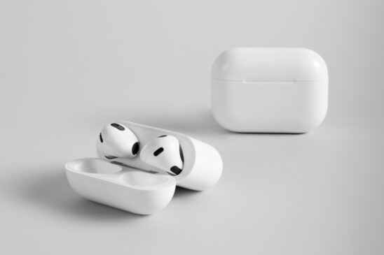 Apple AirPods 4 vs. AirPods Pro 2